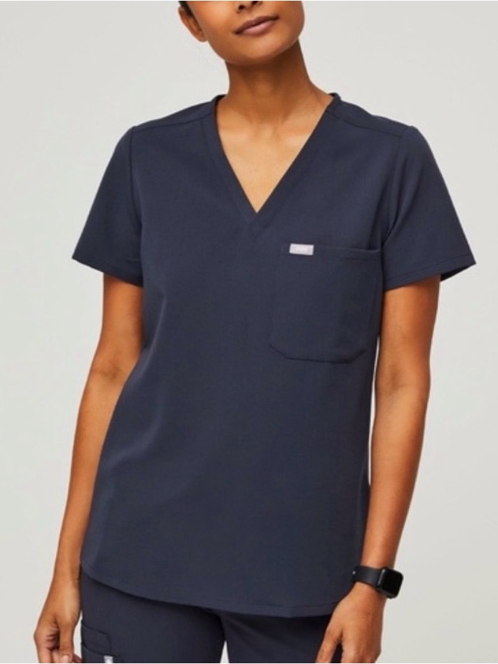 Figs Women’s Catarina Scrub Top, Quiet Navy, Medium